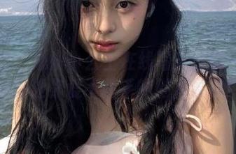 尤蜜荟 – 心妍小公主在线写真特辑：运动穿搭让你爱不释手的魅力展示！