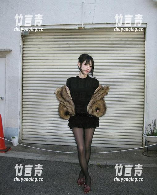 尤蜜荟-葛征Model 尤蜜荟 - 精选最新葛征Model护士套图,展现独特视角下的护理之美,带你感受白衣天使的无私爱心。