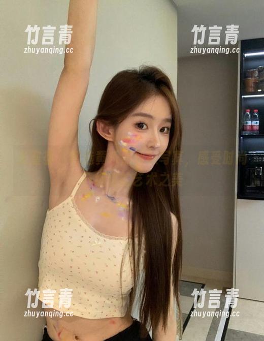 尤蜜荟 - 精选黄乐然丝袜写真，感受时尚与细腻的艺术之美
