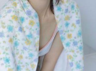 尤蜜荟 – 尽情下载黄乐然礼服图库：精美写真展现独特魅力与优雅