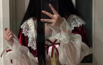 巧克力小圆面包带你走进黑白写真集，分享她的艺术故事