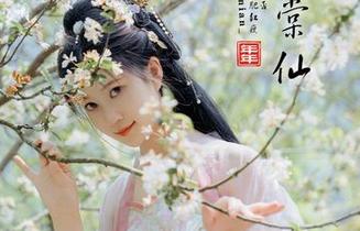 看“年年Nnian”学姐的绝美图集，笑声和美颜齐飞的时刻到来了！
