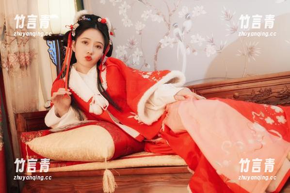 年年Nnian 充满诗意的年年Nnian《落日蔷薇》全套写真,赶快下载,让美好定格在心间。