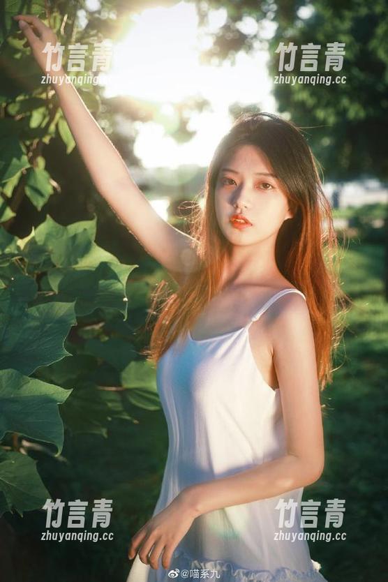 推女神 - 免费观看Una尤娜独特长腿写真合集，瞬间捕捉她的优雅与风情，颠覆你的审美认知