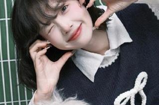推女神 – 刘钰儿的夏天在线写真，原图里的“迷失”瞬间让人哭笑不得。