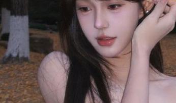 推女神 – 无圣光晓艾fafa眼镜写真，原图展现清新自然之美