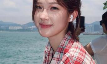 微密圈 – 独家放送：无敌哒小姨妈微信朋友圈系列第一部分原图与壁纸共享！