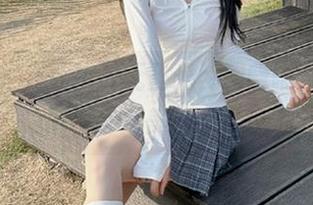 果团网 – 大胆挑战无圣光，周晓唯女神图集颠覆你对美的定义！