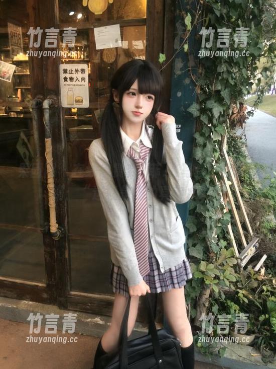 果团网-龚玥菲 果团网 - 在线欣赏龚玥菲JK写真,轻松自嘲:“这就是我的真实水平”