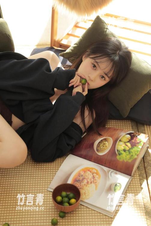 果团网 - 最新图集揭晓！龚玥菲万圣节写真挑战传统，演绎华丽幻想