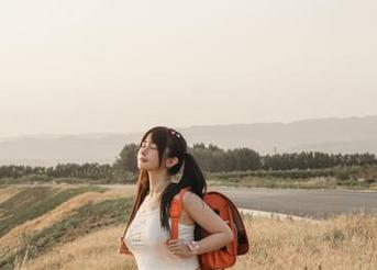 精致高清写真：桜井宁宁的黑丝死库水魅力，甜美与性感的完美结合！