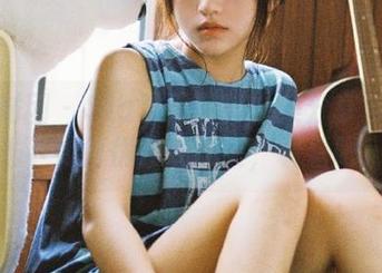 森萝财团 – Sia夏天写真合集分享：在阳光下如何优雅地搞笑，看看吧！