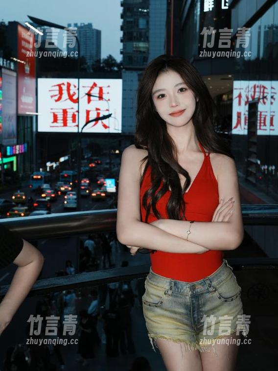 福利时刻，森萝财团呈现梦幻般的粉红小可爱的肉丝图集！