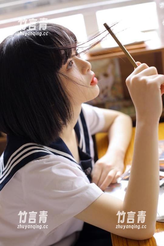 模范学院 - Emily顾奈奈酱温柔写真高清壁纸，完美捕捉她独特气质的瞬间！