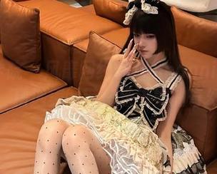 模范学院 – 风靡网络的Jennanni_Jen美脚，精选美图带你走进她的奇幻旅程