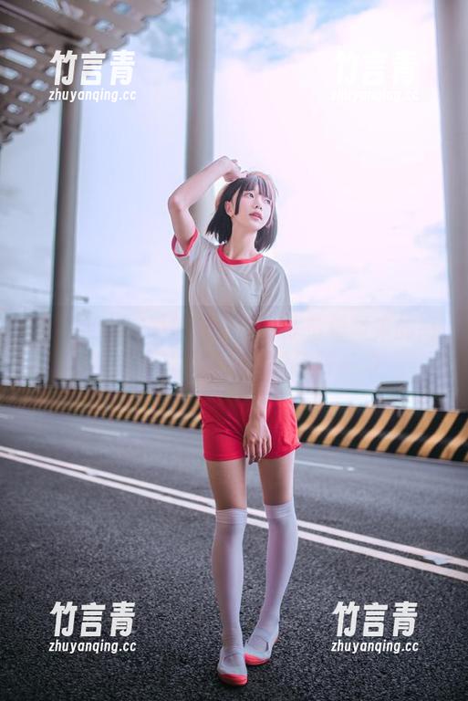 模范学院 - 奶牛与自然：陈怡曼带来的高清美图，尽显乡村的独特魅力