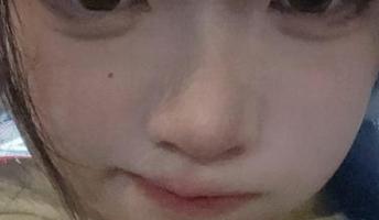 樱落酱w与皮衣的碰撞之美：独特cos风格合集等你来体验
