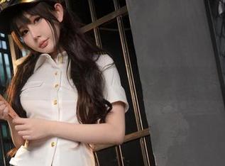免费获取炸蛋Boom卫衣写真，美图展示她的风格与态度！