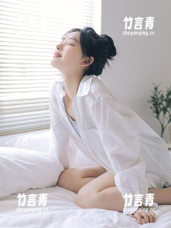 爱蜜社 - 瑞妤白丝作品更新，真是让人忍不住想要吐槽的视觉盛宴！