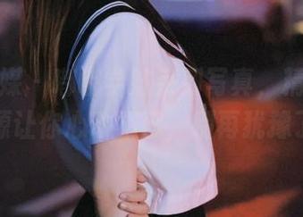 物恋传媒 – 嘟嘟学妹系列写真，精选图片资源让你心动不已，别再犹豫了！