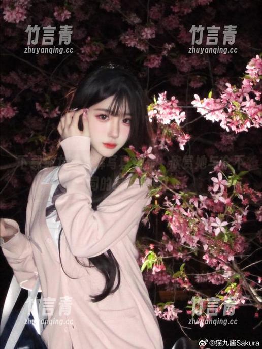 猫九酱 下载猫九酱光辉写真作品,欣赏她与众不同的摄影视角!