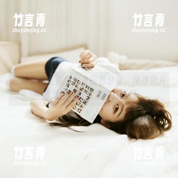 白莉爱吃巧克力女友图包分享，探寻照片背后的故事与温暖的瞬间