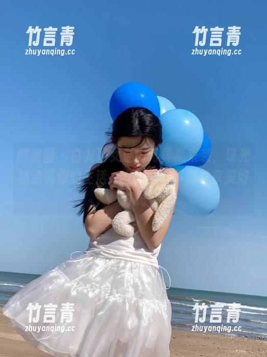 微密圈 - 白龙猫女魅力写真集来袭，珠光袜点亮你的生活，立即免费下载共享美好时光