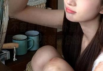 微密圈 – 不容错过！相扑猫体操服写真免费图包，快来领取你的专属！