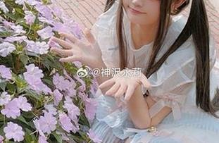 万圣节特辑：神沢永莉粉毛小恶魔的绝美套图与独家美图，点燃你的节日灵感