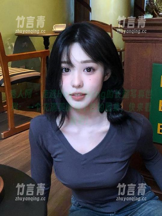 秀人网 - 走进HeyuZhang的长腿写真世界：一个充满美丽和个性的图集，快来看看吧！