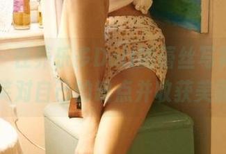 秀人网 – 在养乐多Doll的蕾丝写真集中，笑对自己的缺点并收获美丽