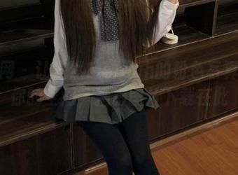 秀人网 – 让安然Maleah的粉色写真点亮你的空间，精彩图片下载在此