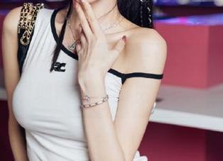 秀人网 – 杏子Yada睡衣系列精选合集：展现她独特的生活态度