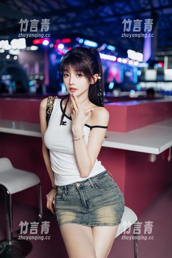 秀人网 - 杏子Yada睡衣系列精选合集：展现她独特的生活态度