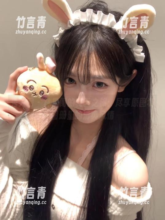 秀人网-林星阑 秀人网 - 林星阑的夏天之旅:尽享原图和图册里的清爽风情