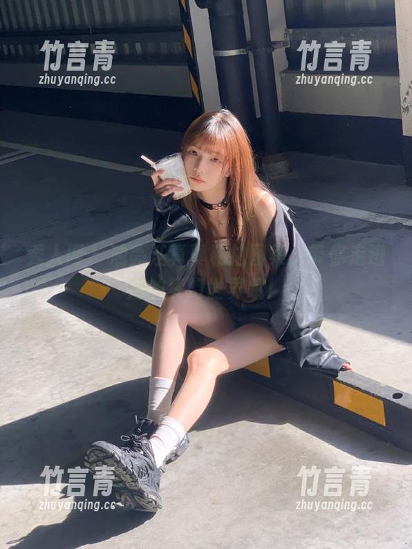秀人网 - 油亮江真真私拍图集，带你走进她的梦幻世界哦！