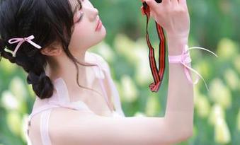 秀人网 – 探索温心怡的少女写真：全新原图更新，让你感受青春的脉动！