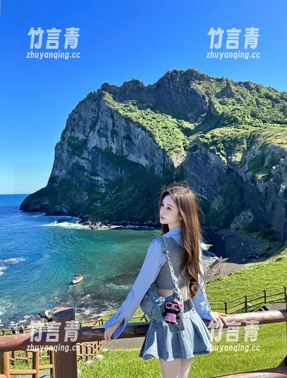秀人网 - 白洁Bessie的高清体操服写真图包：展现竞技与美的完美结合