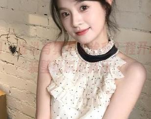 秀人网 – 谁说写真不能治愈？程开心的套装壁纸瞬间减压！
