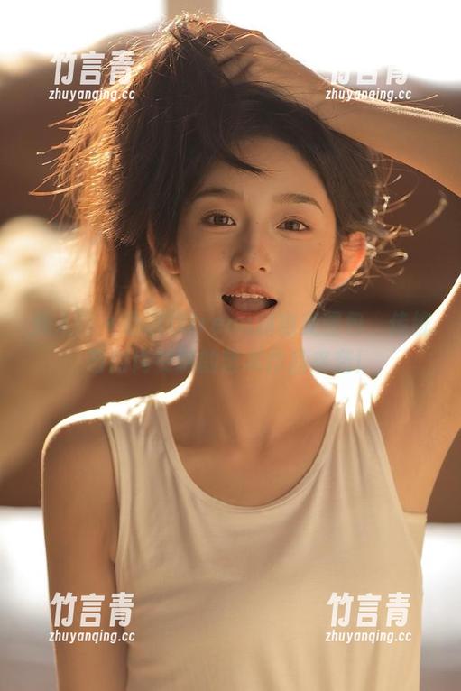 秀人网 - 萌琪琪Irene旗袍美图包，传统与时尚交融的艺术作品来袭！