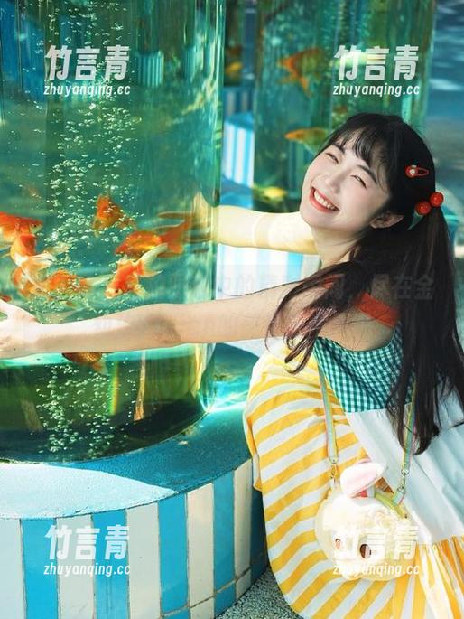 秀人网-金幼汐Vivian 秀人网 - 私拍图包中的精彩瞬间,尽在金幼汐Vivian的美足艺术作品