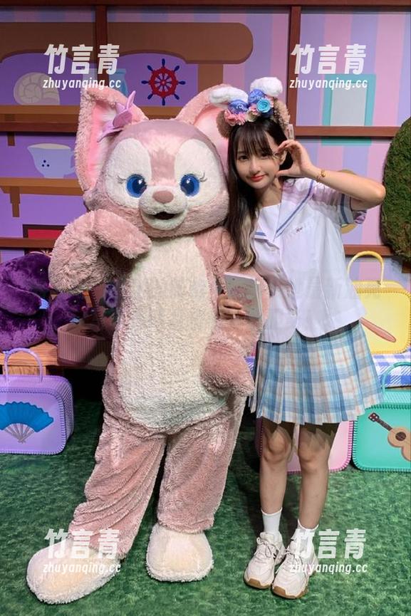 秀人网 - 杰出的陈怡曼：探索她最新油亮写真，网盘提供下载服务！
