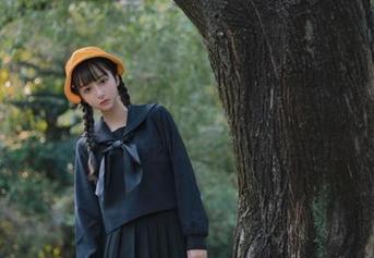 秀人网 – 一见钟情！雨瞳Yoyo黑丝图集中的作品让人忍不住想多看几遍的诱惑。