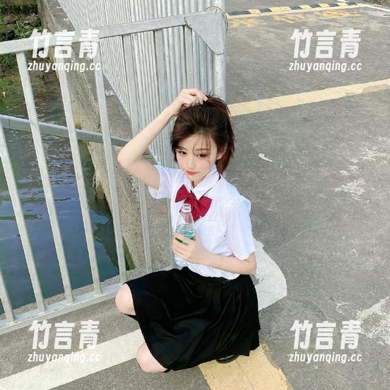 稚乖画册-生煎团团 稚乖画册 - 生煎团团网袜套图合集:探索她优雅与魅惑的完美结合