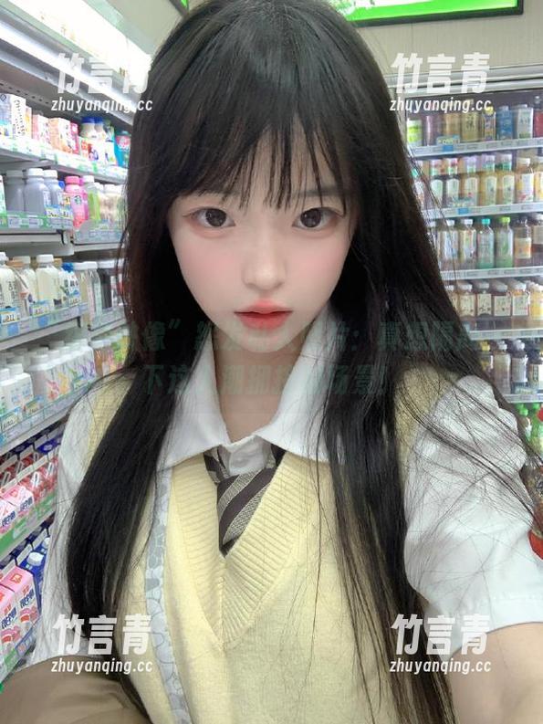 “织梦映像”怒发私人照片：真想隔离一下这人潮拥挤的场景！