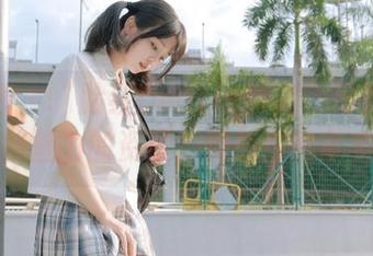 微密圈 – “脸红Dearie御姐”写真图集：独特魅力的资源，挑战你的审美底线
