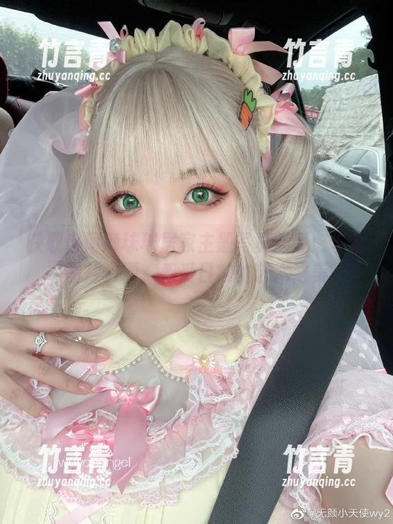 获取自闭颜球球居家主题写真精品：丰富图片资源，感受日常的艺术之美