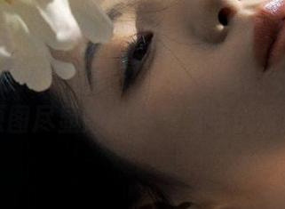 花漾show – 走进夏沫沫tifa的女仆写真，原图尽显她独特气质与优雅风范