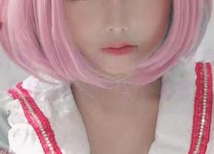 下载蜜汁猫裘的精彩工作女仆写真，感受职场生活中的别样妩媚！