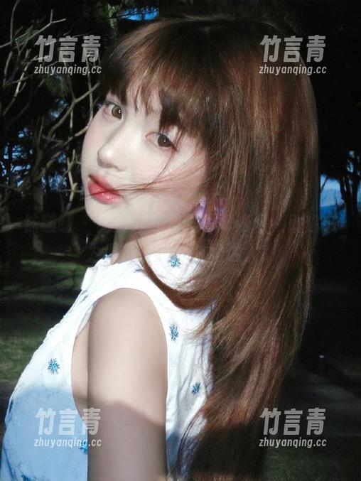 袜啵啵 - 免费苏苏长腿写真资源，助你成为朋友圈中的时尚达人！